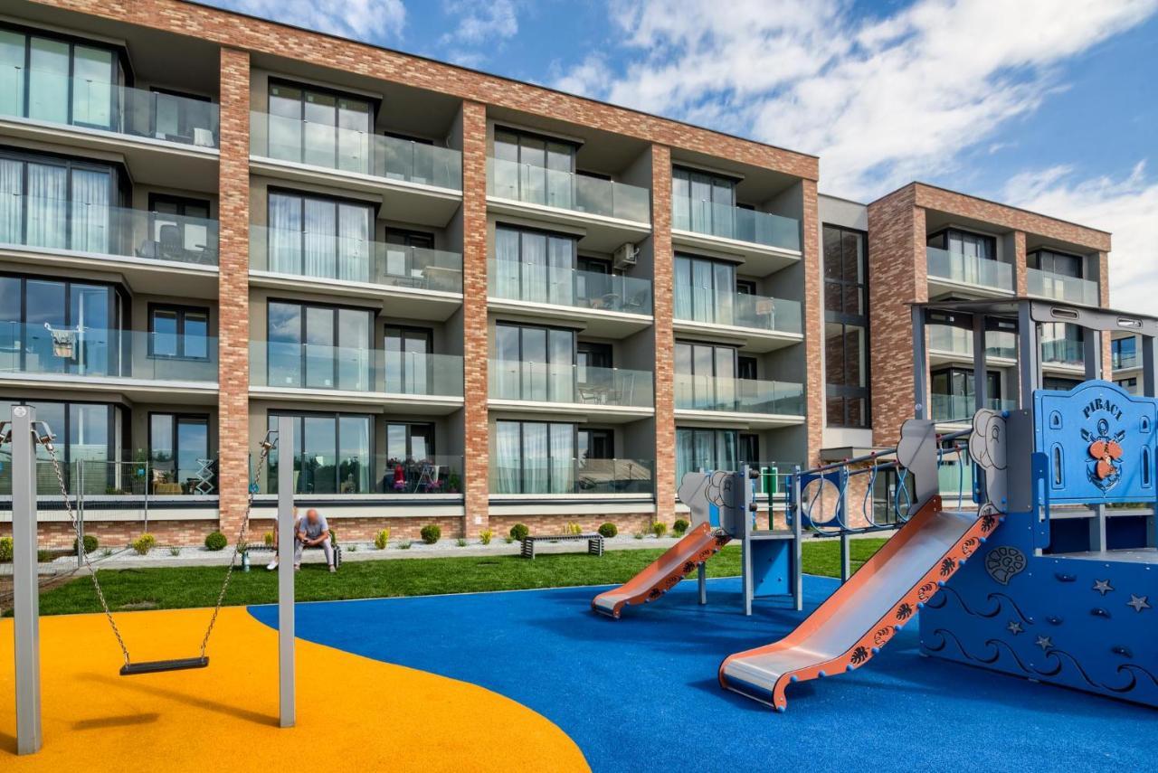 Apartamenty Holiday City - Perłowa Przystań Kołobrzeg Zewnętrze zdjęcie